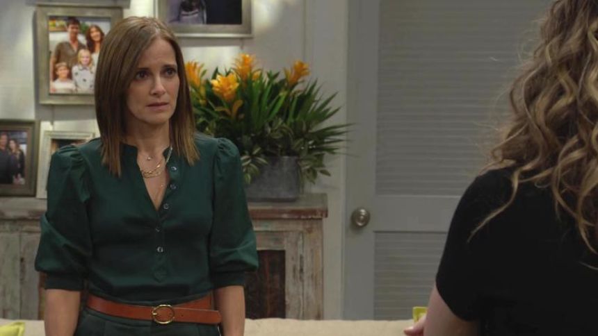 Taylor (Rebecca Budig) est prise au dépourvu. Amour, Gloire et Beauté/Top Models,
                     épisode 9699 (22 janvier 2026,
CBS)