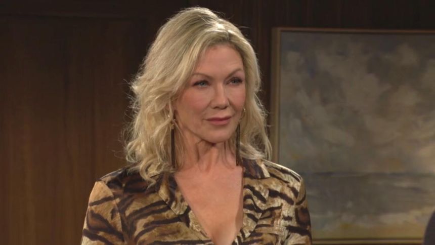 Patty (Stacy Haiduk) est heureuse de retrouver Jack... Les Feux de l'Amour,
                     épisode 13331 (9 mars 2026,
CBS)