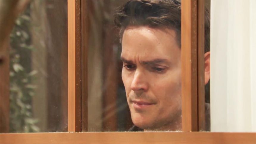 Le passé de Adam (Mark Grossman) revient le hanter. Les Feux de l'Amour,
                     épisode 13333 (11 mars 2026,
CBS)