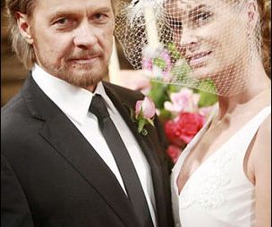 Mariage de Ashley Abbott et Tucker McCall