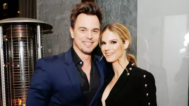 Darin Brooks (Wyatt dans Amour, Gloire et Beauté) et Kelly Kruger (Mac dans les Feux de l'Amour) annoncent leur séparation