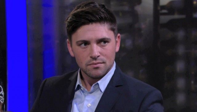 Prochain épisode Les Feux de l'Amour
        sur Tva