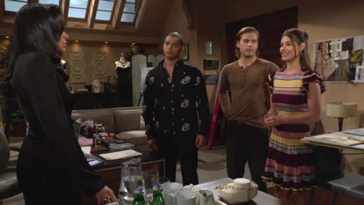 Prochain épisode Top Models
        sur Rtl9