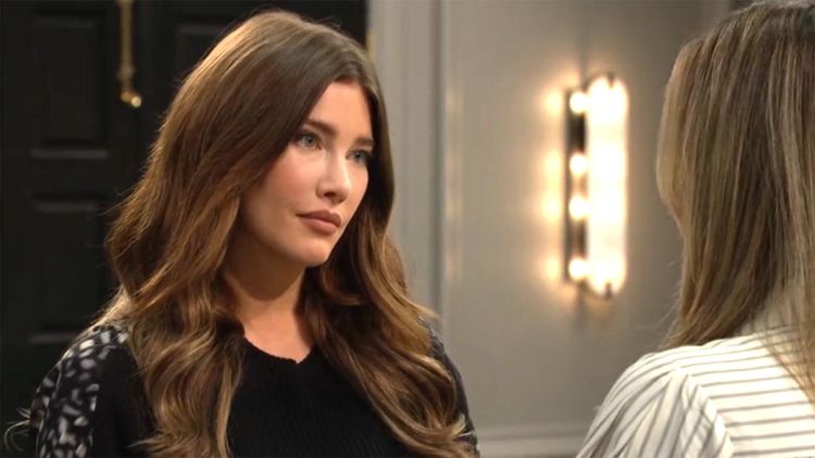 Prochain épisode Top Models
        sur Rts