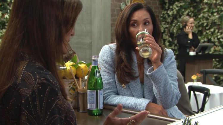 Prochain épisode Top Models
        sur Rts