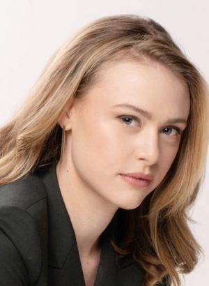 La popularité de Hayley Erin, actrice dans Les Feux de l'Amour