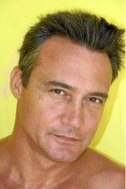 La popularité de Anthony Addabbo, acteur dans Amour, Gloire et Beauté
