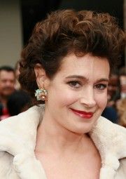 La popularité de Sean Young, actrice dans Les Feux de l'Amour