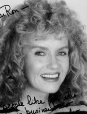 La popularité de Sharon Farrell, actrice dans Les Feux de l'Amour