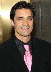 La popularité de Gilles Marini, acteur dans Amour, Gloire et Beauté