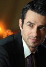 La popularité de Eyal Podell, acteur dans Les Feux de l'Amour