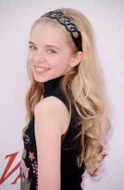 La popularité de Darcy Rose Byrnes, actrice dans Amour, Gloire et Beauté