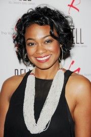 La popularité de Tatyana Ali, actrice dans Les Feux de l'Amour