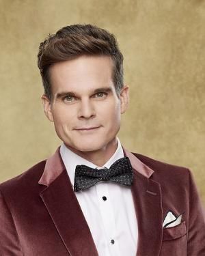 La popularité de Kevin Fisher, personnage dans Les Feux de l'Amour