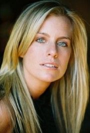 La popularité de Arielle (Nom Inconnu), personnage dans Amour, Gloire et Beauté