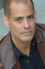 Mark Damon Espinoza,                                     acteur                                                                        dans Amour, Gloire et Beauté
