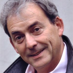 Franck Capillery,                                                                             voix française                                dans Les Feux de l&#039;Amour