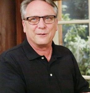 Clyde Kaplan,                                                         technicien                                                    dans Amour, Gloire et Beauté