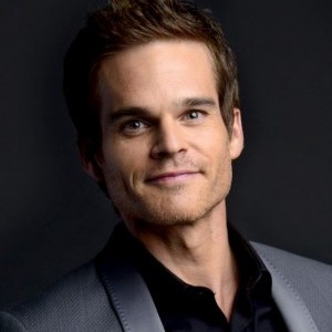 Biographie de Greg Rikaart