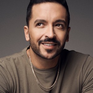 Jai Rodriguez,                                     acteur                                                                        dans Amour, Gloire et Beauté