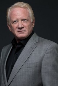Don Most,                                     acteur                                                                        dans Amour, Gloire et Beauté