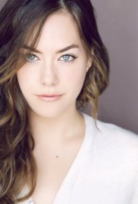 Annika Noelle,                                     actrice                                                                        dans Amour, Gloire et Beauté