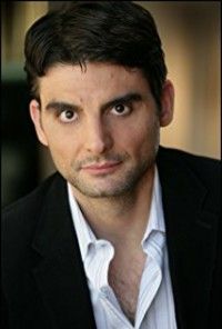 Ross Benjamin,                                     acteur                                                                        dans Les Feux de l&#039;Amour