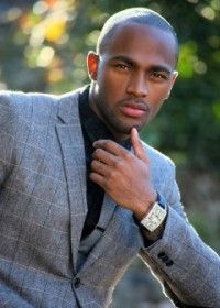Keith Carlos,                                     acteur                                                                        dans Les Feux de l&#039;Amour