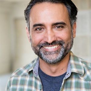 Jos Viramontes,                                     acteur                                                                        dans Les Feux de l&#039;Amour