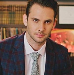 Robert Michael,                                     acteur                                                                        dans Les Feux de l&#039;Amour