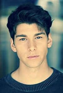 Nic Luken,                                     acteur                                                                        dans Les Feux de l&#039;Amour