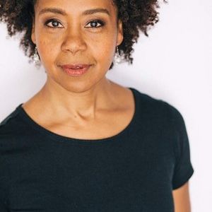 Karole Foreman,                                     actrice                                                                        dans Les Feux de l&#039;Amour