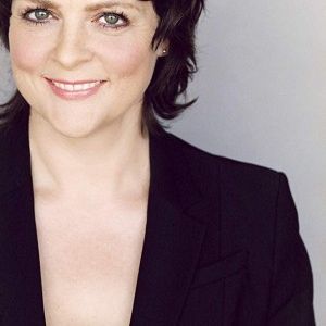 Virginia Louise Smith,                                     acteur                                                                        dans Les Feux de l&#039;Amour