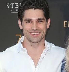 Biographie de Justin Gaston