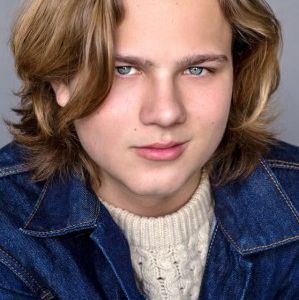 Donald Bowen,                                     acteur                                                                        dans Les Feux de l&#039;Amour