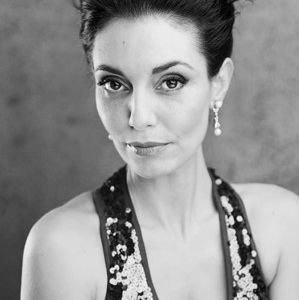 Cristina Serafini,                                     actrice                                                                        dans Les Feux de l&#039;Amour