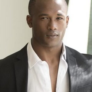 Antione Grant,                                     acteur                                                                        dans Les Feux de l&#039;Amour