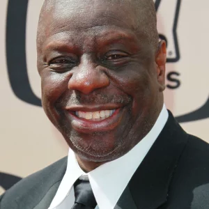 Jimmie Walker,                                     acteur                                                                        dans Amour, Gloire et Beauté