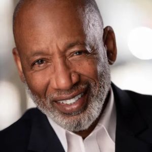 Brad Sanders,                                     acteur                                                                        dans Les Feux de l&#039;Amour