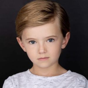 Redding Munsell,                                     acteur                                                                        dans Les Feux de l&#039;Amour
