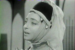 Maria Tamar,                                                                             voix française                                dans Amour, Gloire et Beauté