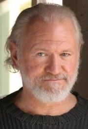 Bart  McCarthy,                                     acteur                                                                        dans Les Feux de l&#039;Amour