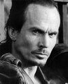 David Shark Fralick,                                     acteur                                                                        dans Les Feux de l&#039;Amour