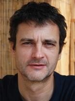 Max Aulivier,                                                                             voix française                                dans Les Feux de l&#039;Amour