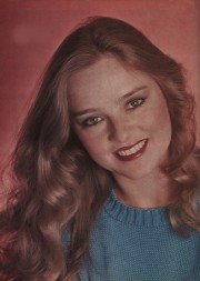 Robin Mattson,                                     actrice                                                                        dans Amour, Gloire et Beauté