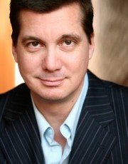 D.C. Douglas,                                     acteur                                                                        dans Amour, Gloire et Beauté
