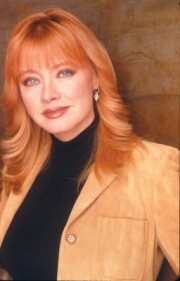 Andrea Evans,                                     actrice                                                                        dans Amour, Gloire et Beauté