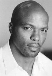 Evan Parke,                                     acteur                                                                        dans Les Feux de l&#039;Amour