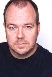 Rob Nagle,                                     acteur                                                                        dans Les Feux de l&#039;Amour