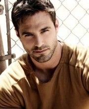 Marco Dapper,                                     acteur                                                                        dans Les Feux de l&#039;Amour